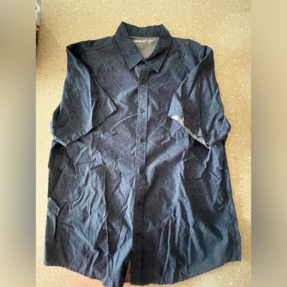 Men’s Short Sleeve Button Down Shirt